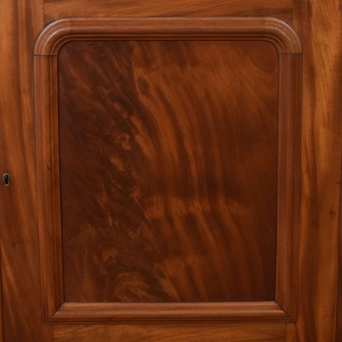 Flamed Mahogany Chiffonier