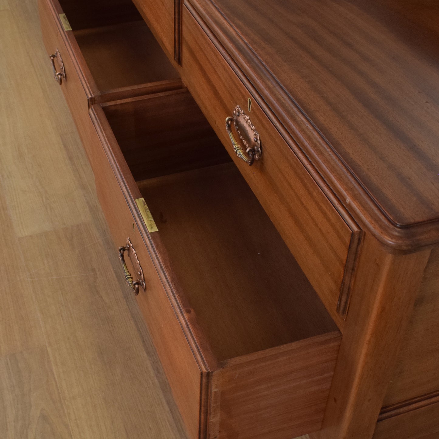 Grand Satinwood Dressing Table