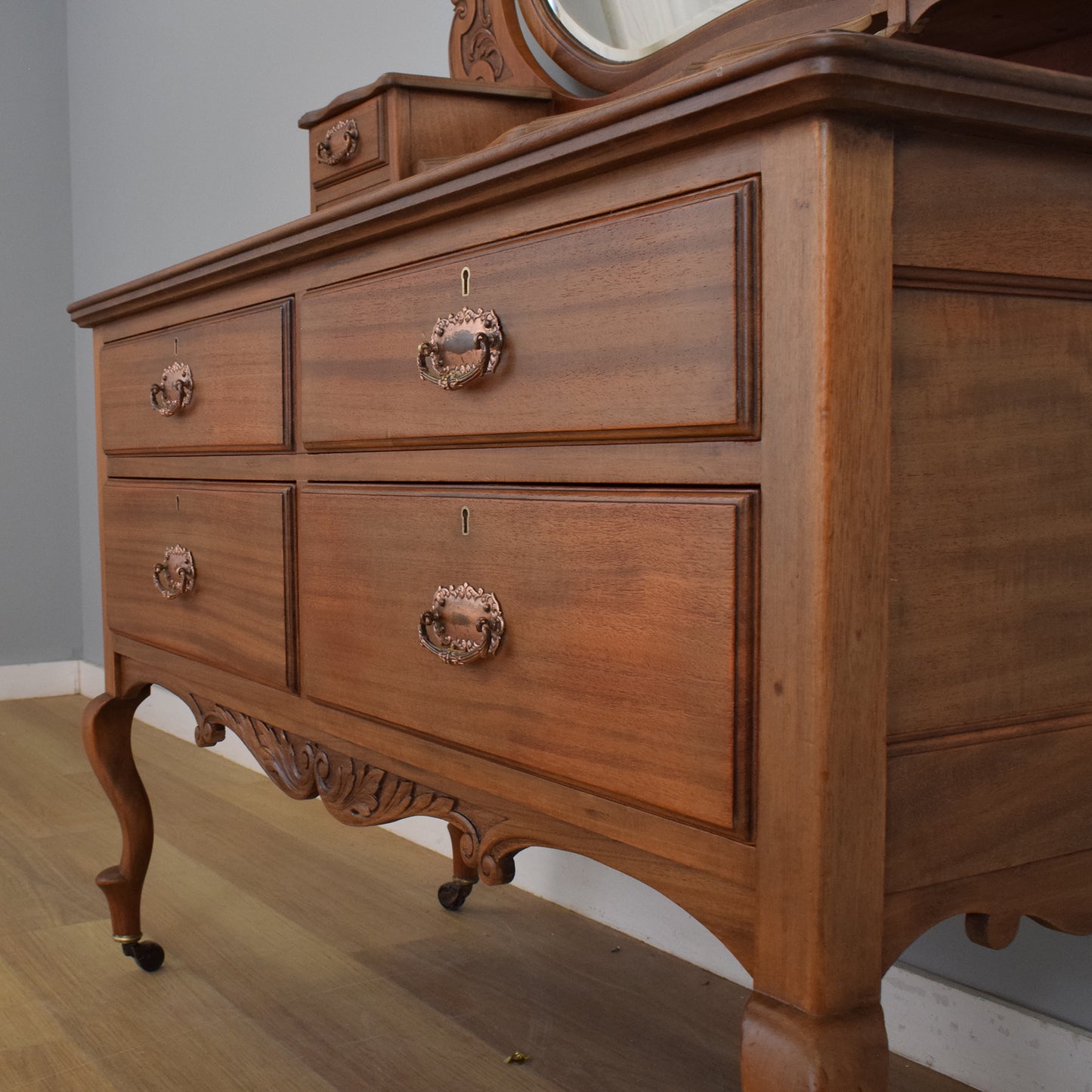 Grand Satinwood Dressing Table