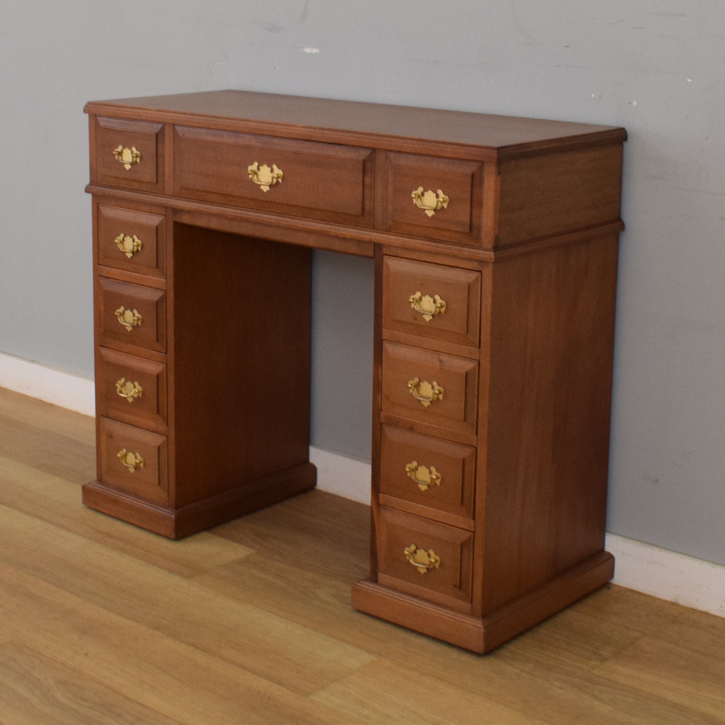 Mahogany Music Desk