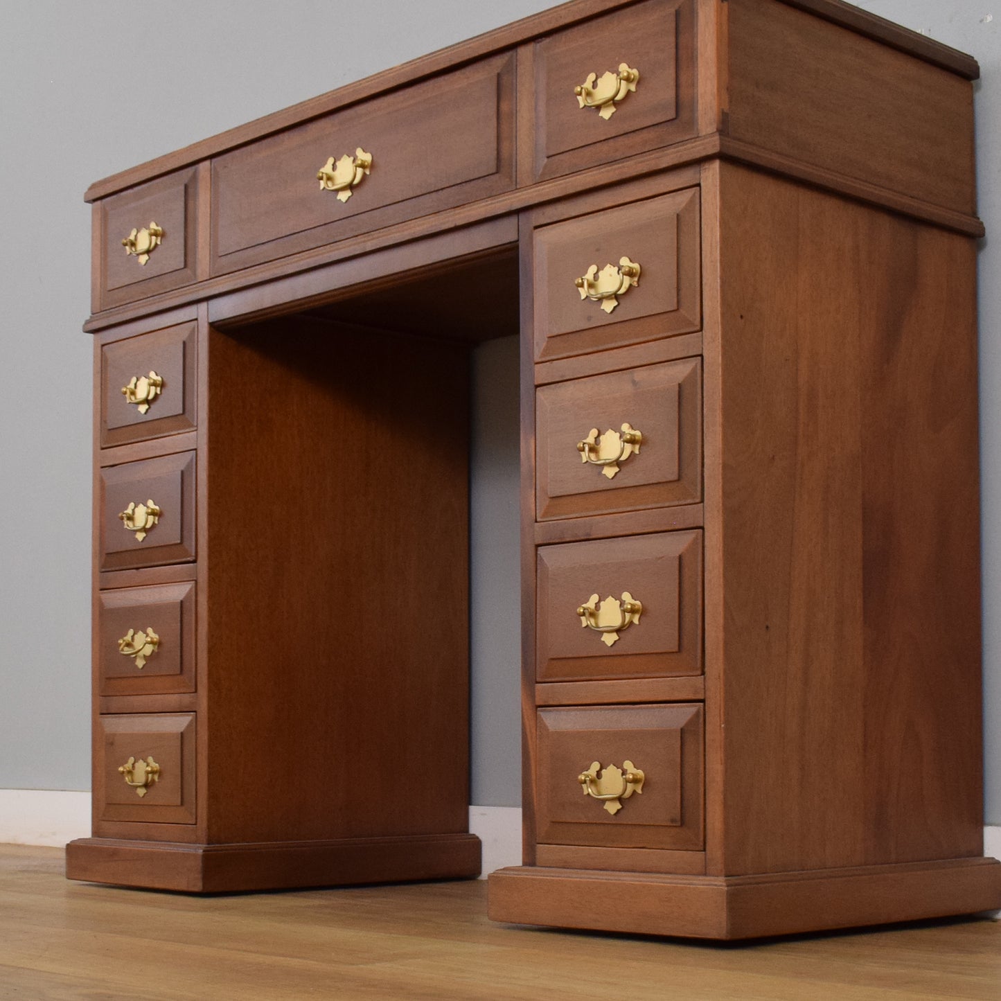 Mahogany Music Desk