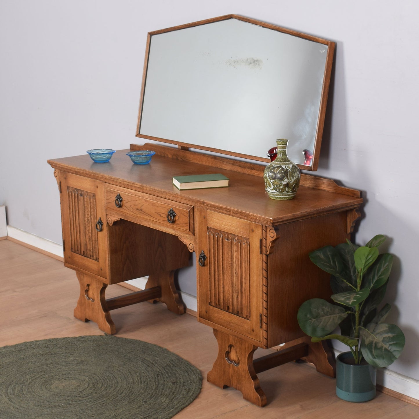 Oak Linenfold Dressing Table