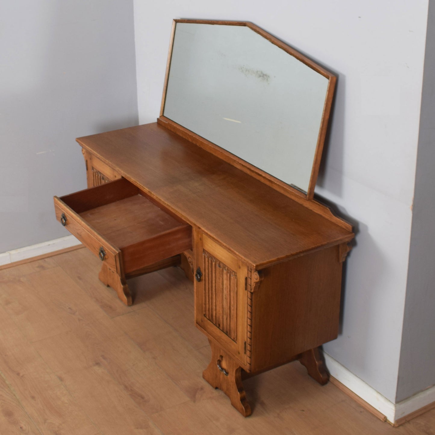 Oak Linenfold Dressing Table