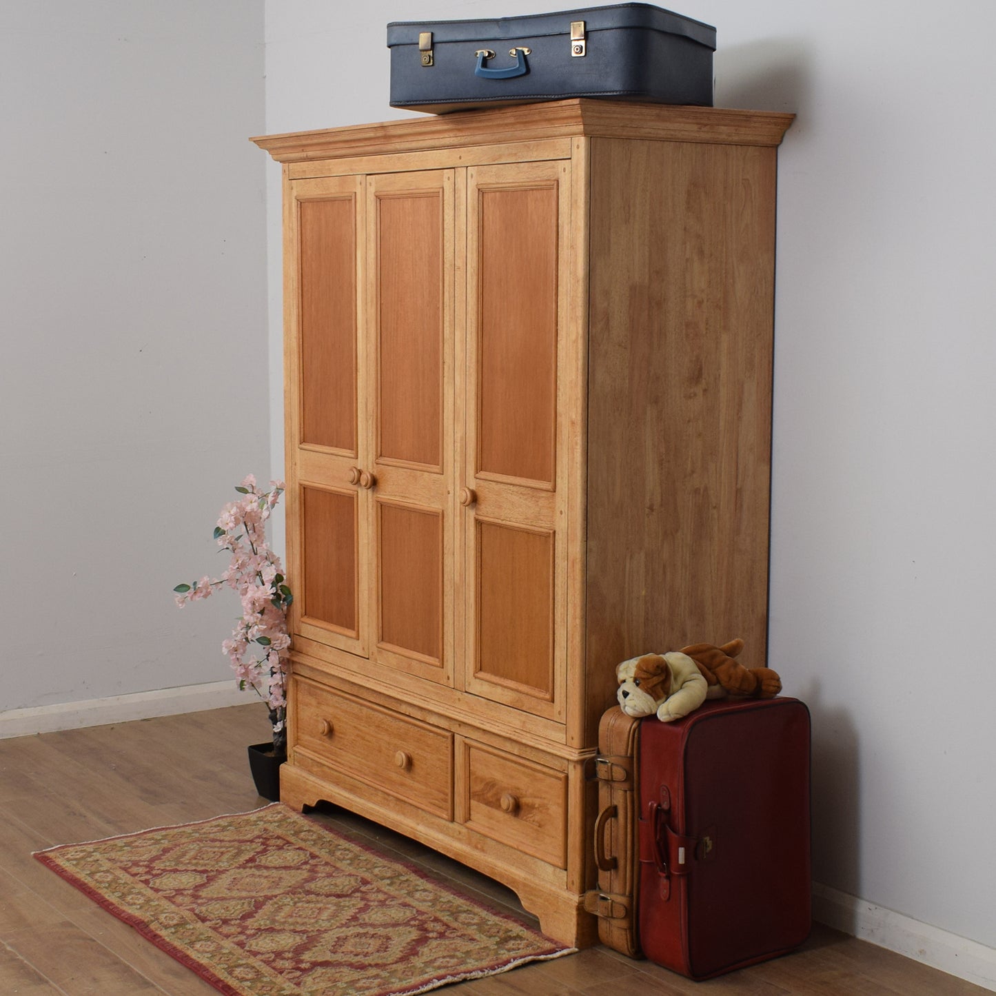 Modern Triple Wardrobe