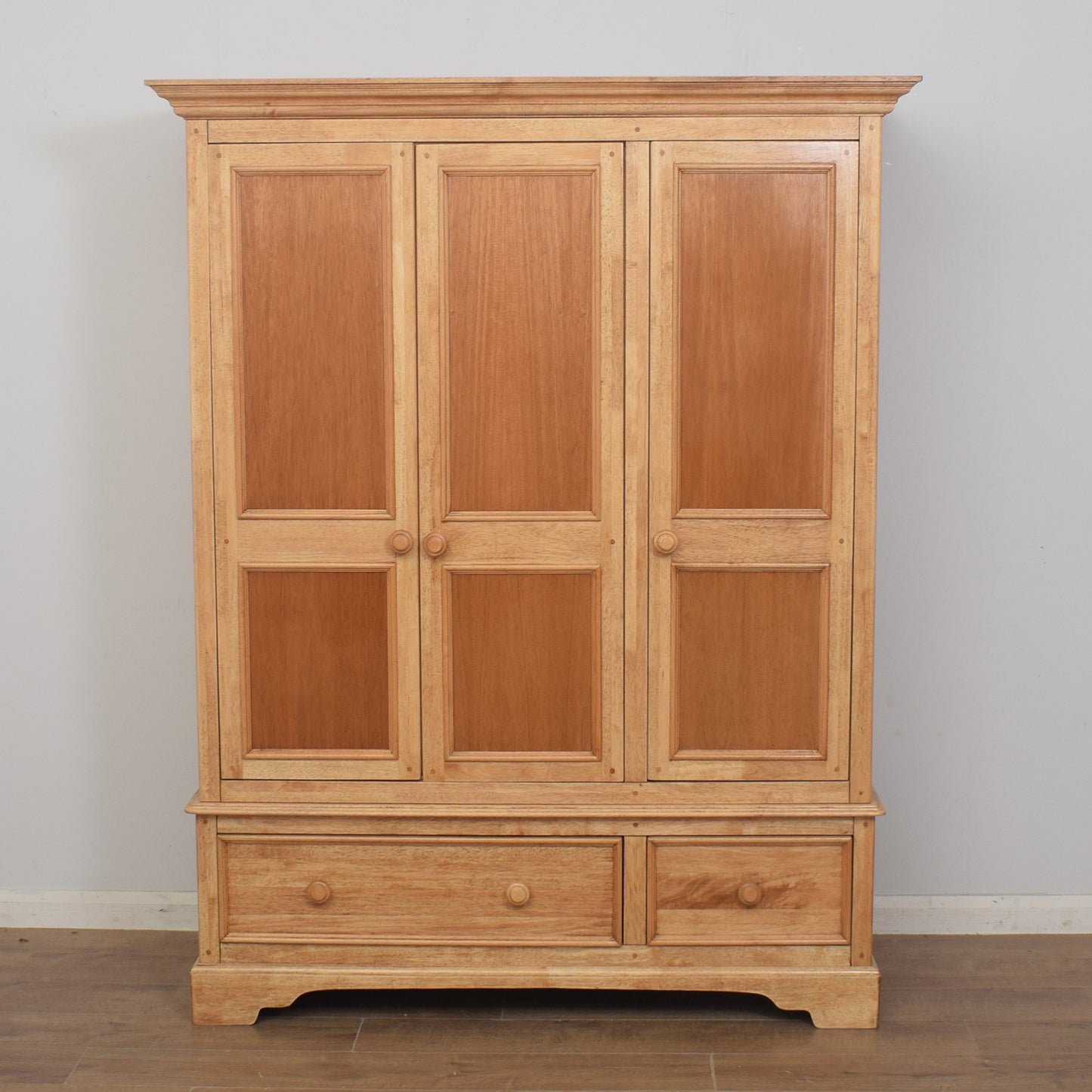 Modern Triple Wardrobe