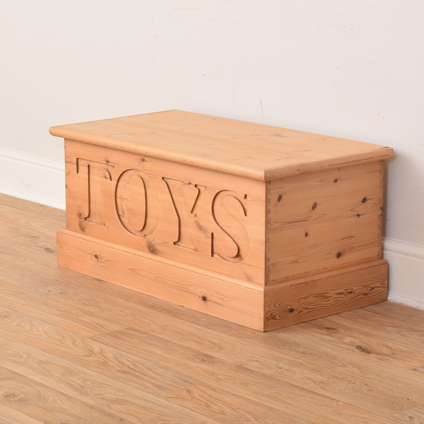 Pine Blanket Box