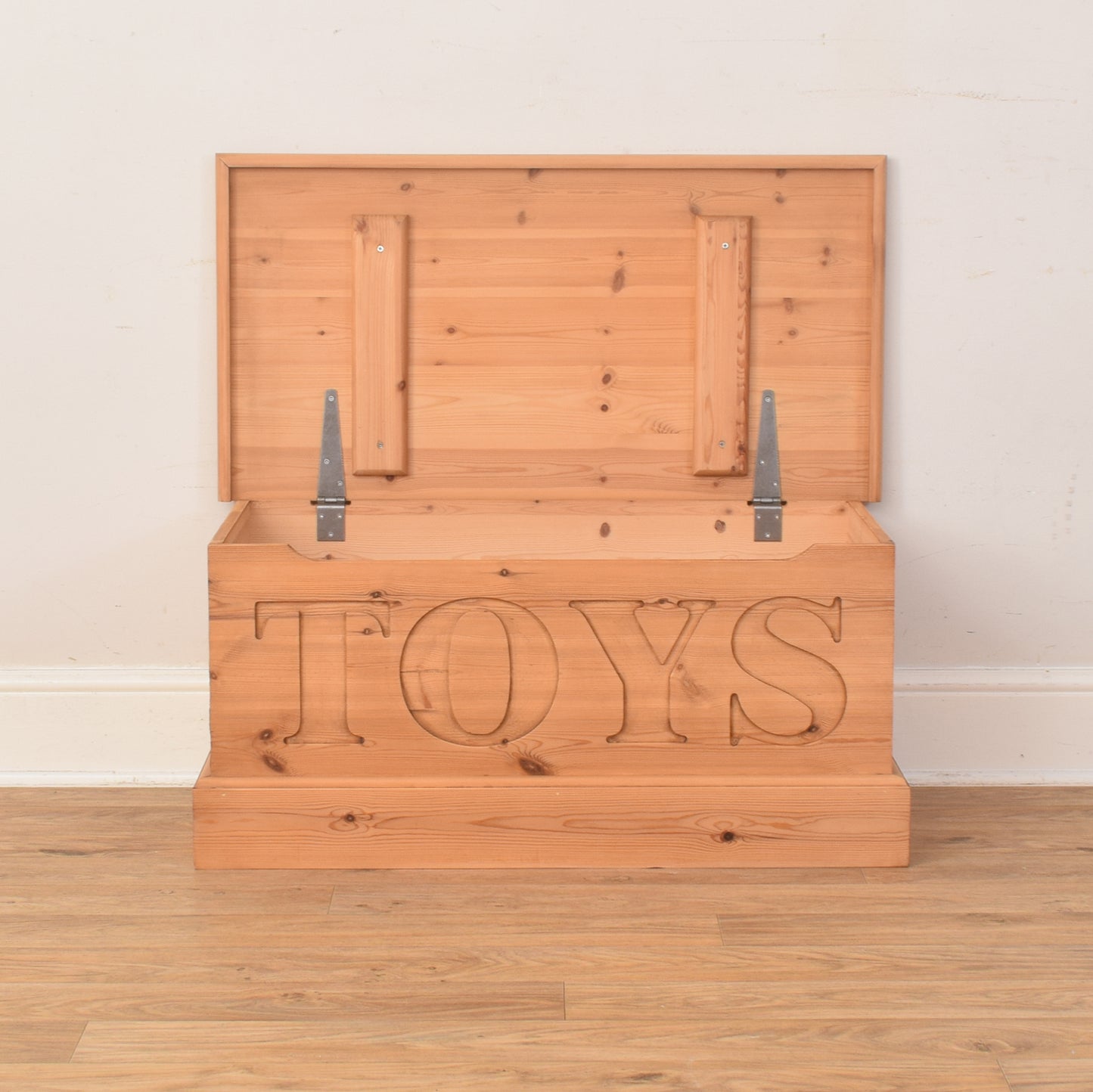 Pine Blanket Box