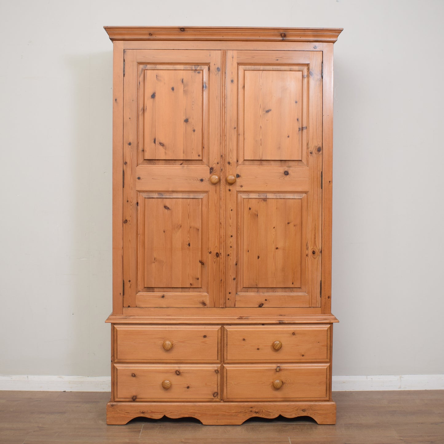 Pine Double Wardrobe