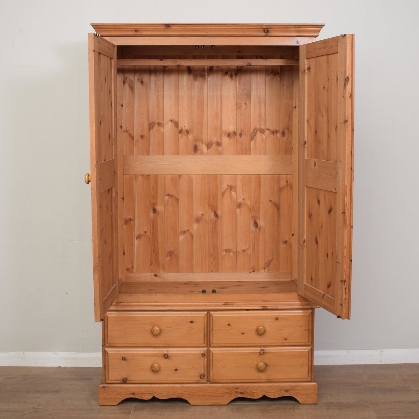 Pine Double Wardrobe