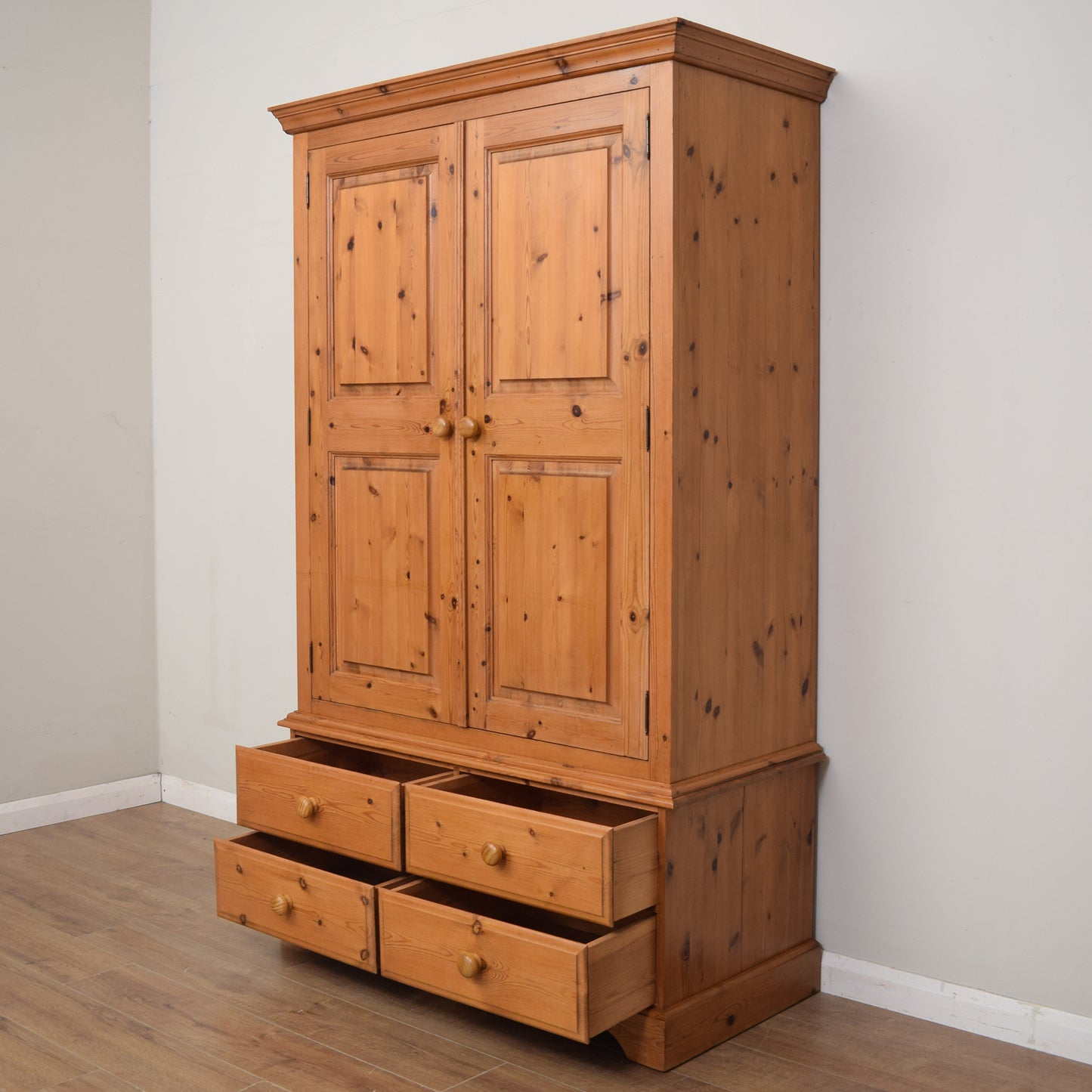 Pine Double Wardrobe