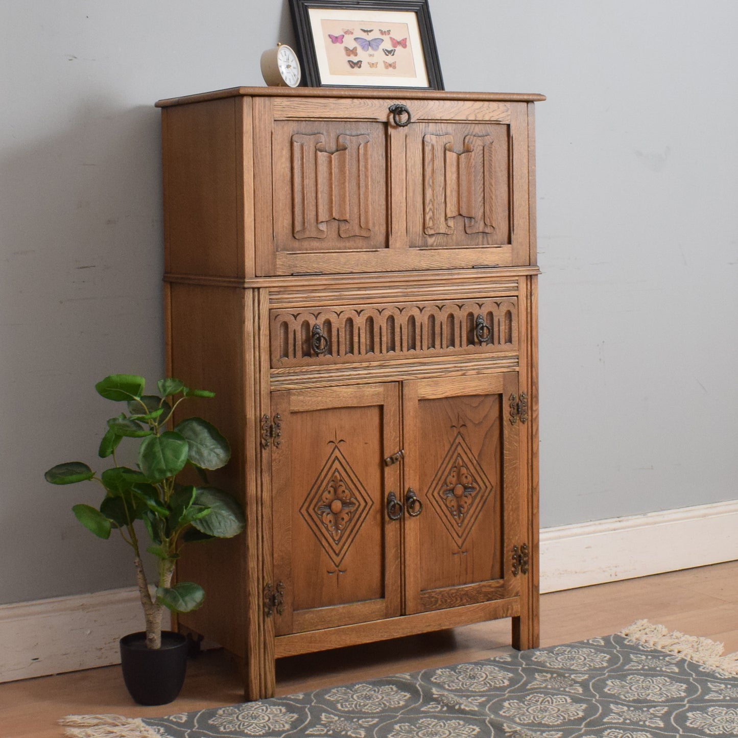 Jaycee Oak Drinks Cabinet