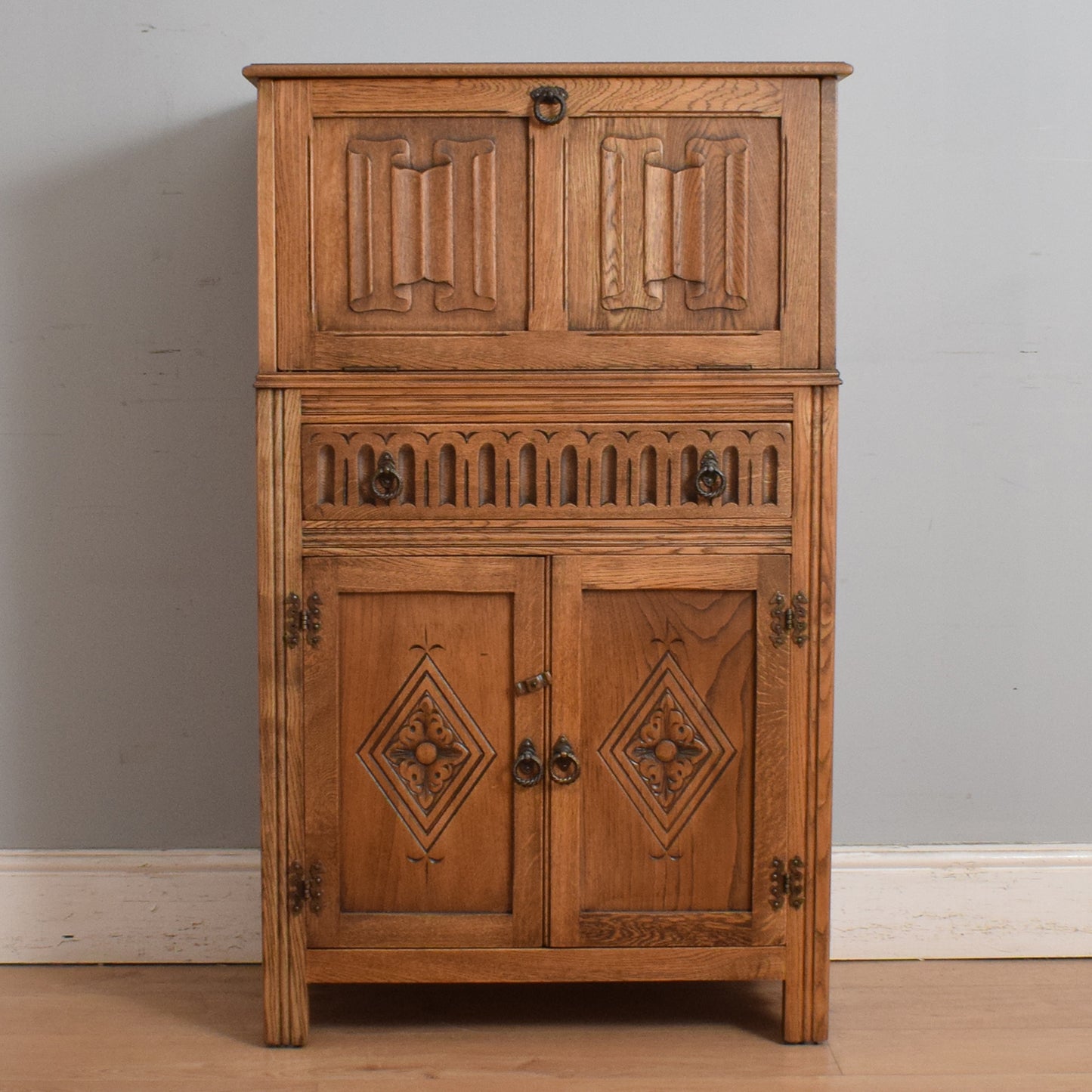 Jaycee Oak Drinks Cabinet