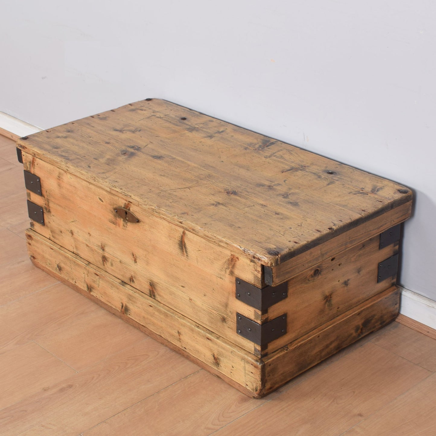 Vintage Pine Trunk