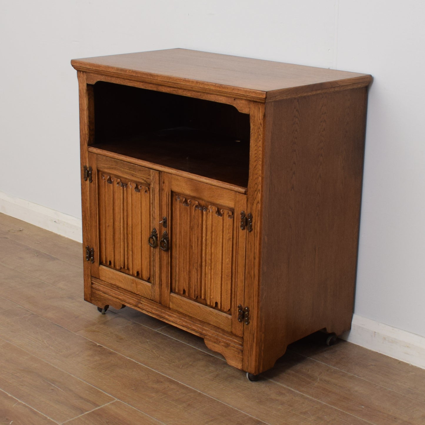 Oak Linenfold TV Cabinet