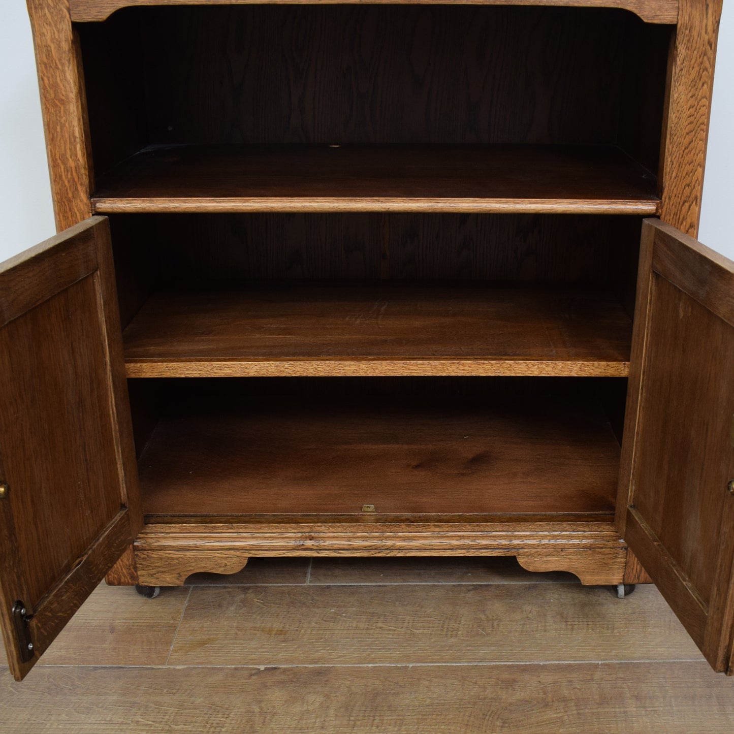 Oak Linenfold TV Cabinet