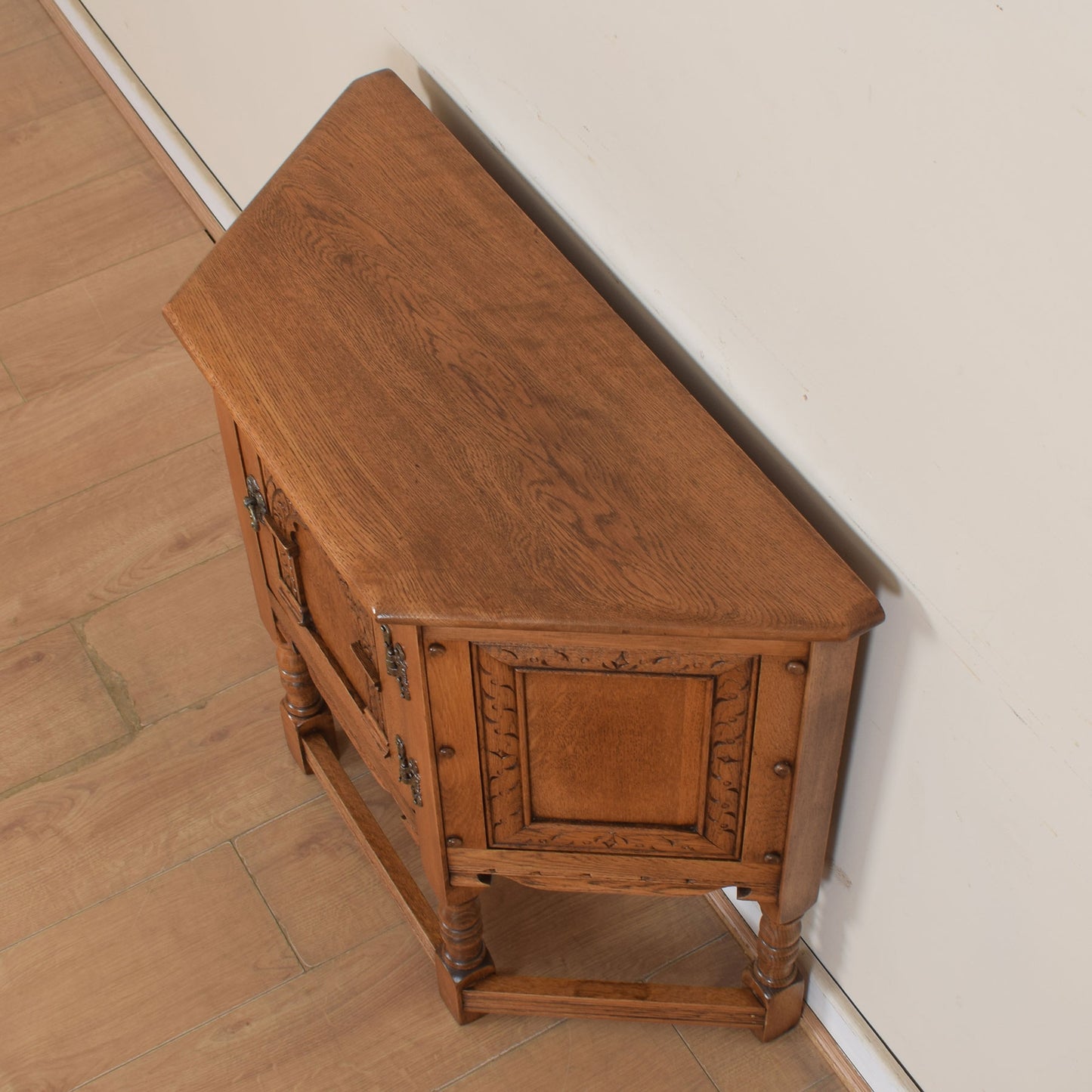 Old Charm Console Table