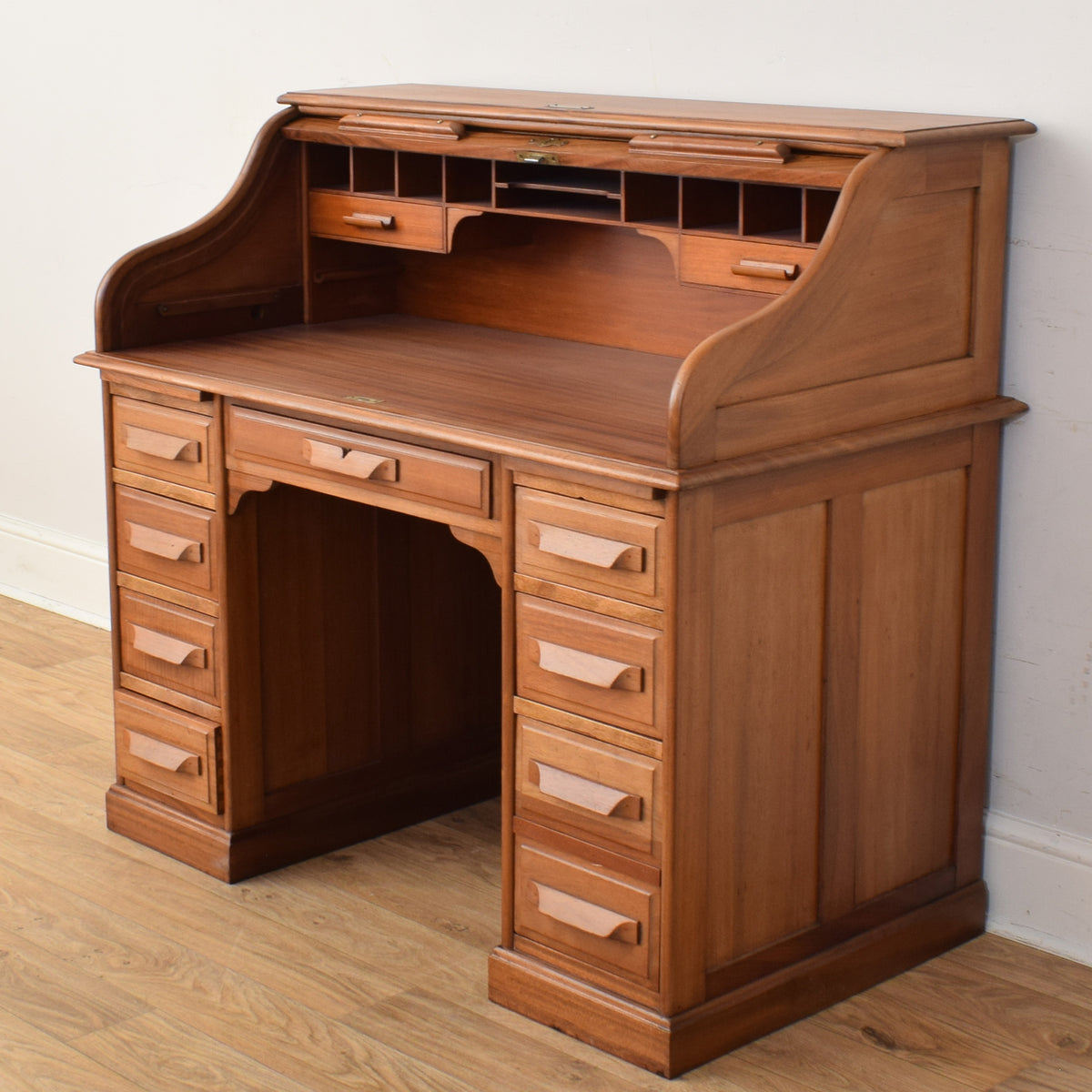 Mahogany Rolltop Desk