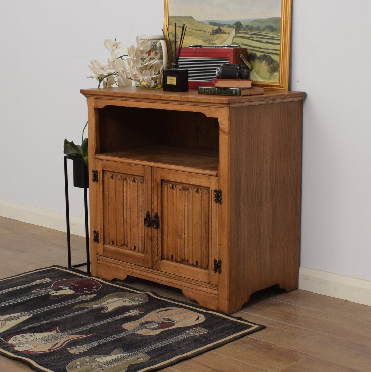 Oak TV Cabinet