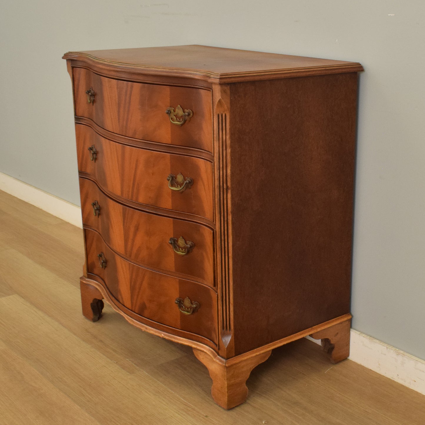 Mahogany Veneer Chest of Drawers