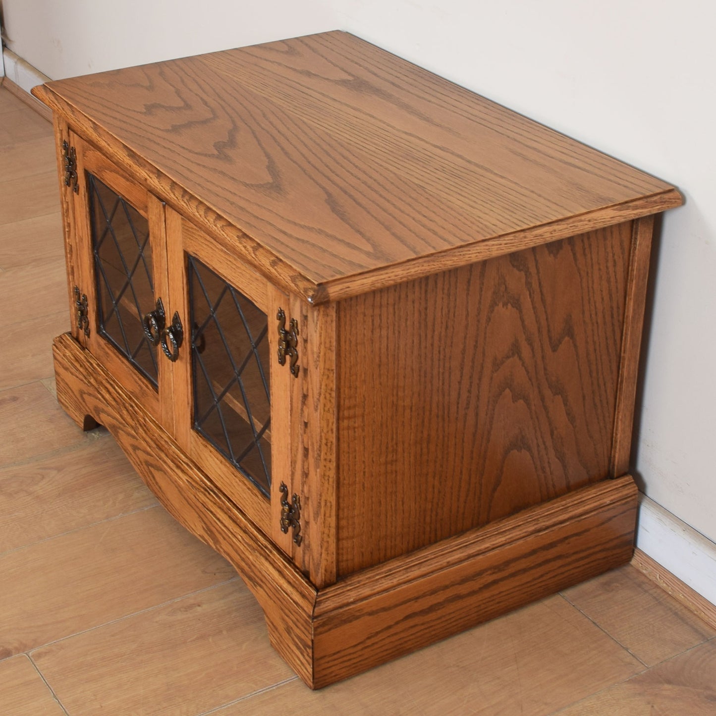 Jaycee TV Unit