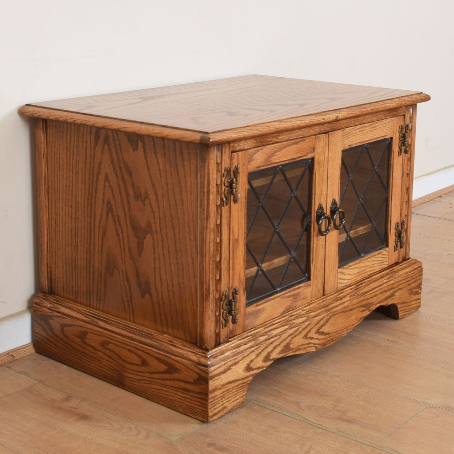 Jaycee TV Unit