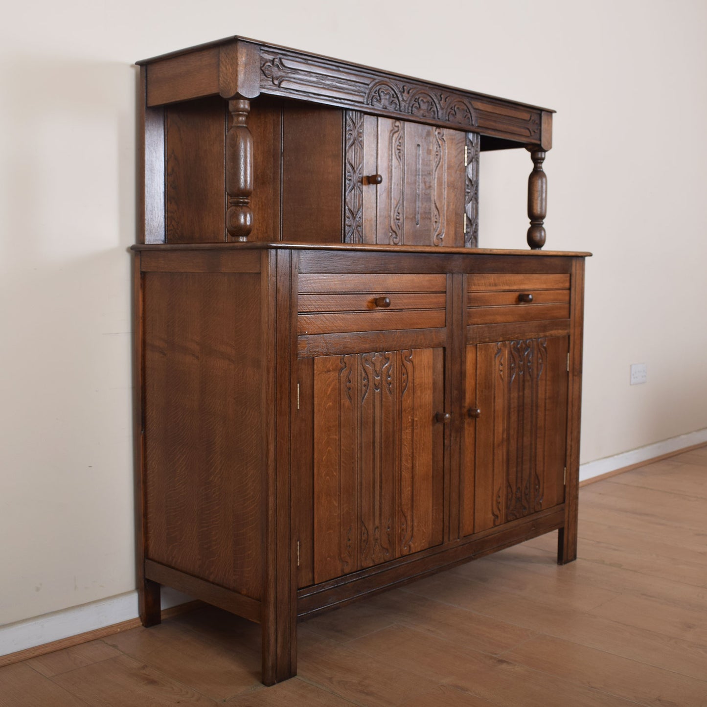 Oak Court Cabinet