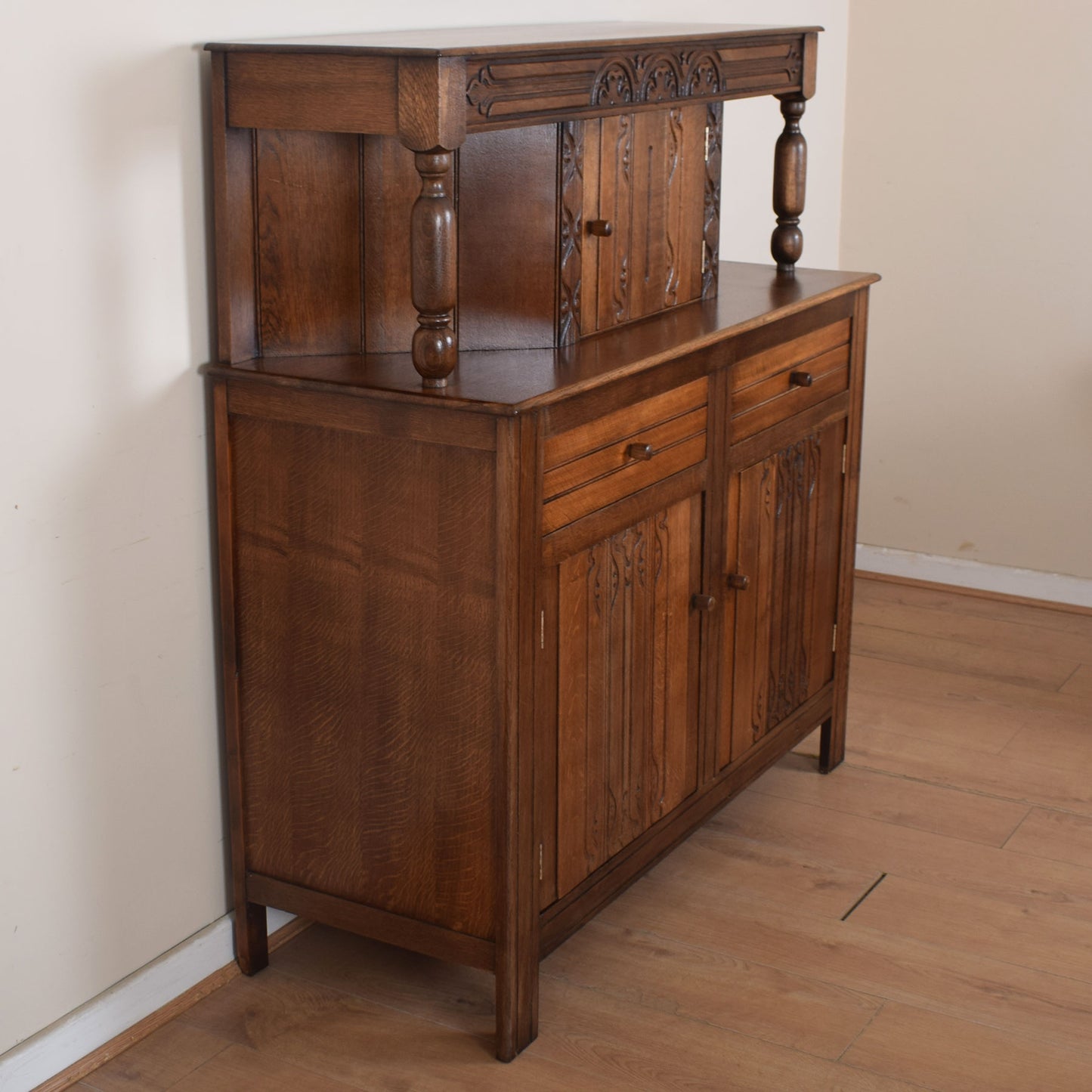 Oak Court Cabinet