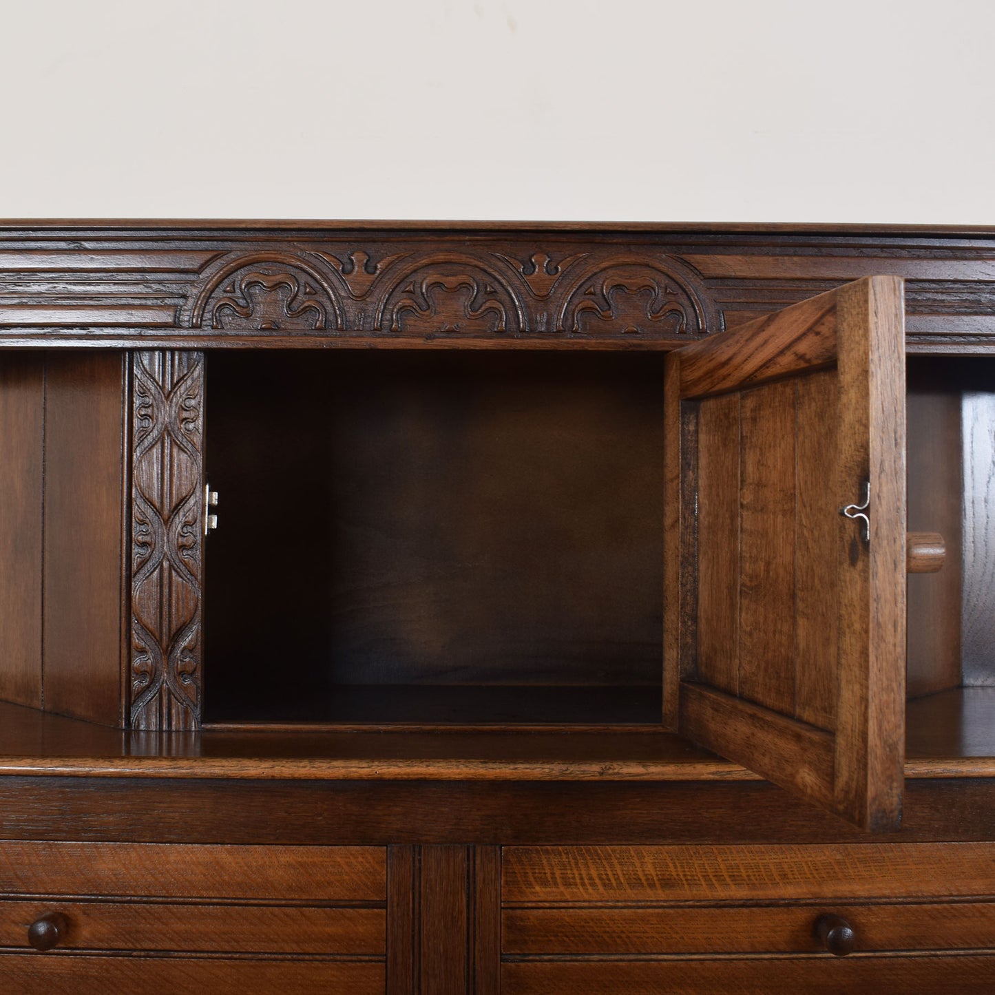 Oak Court Cabinet
