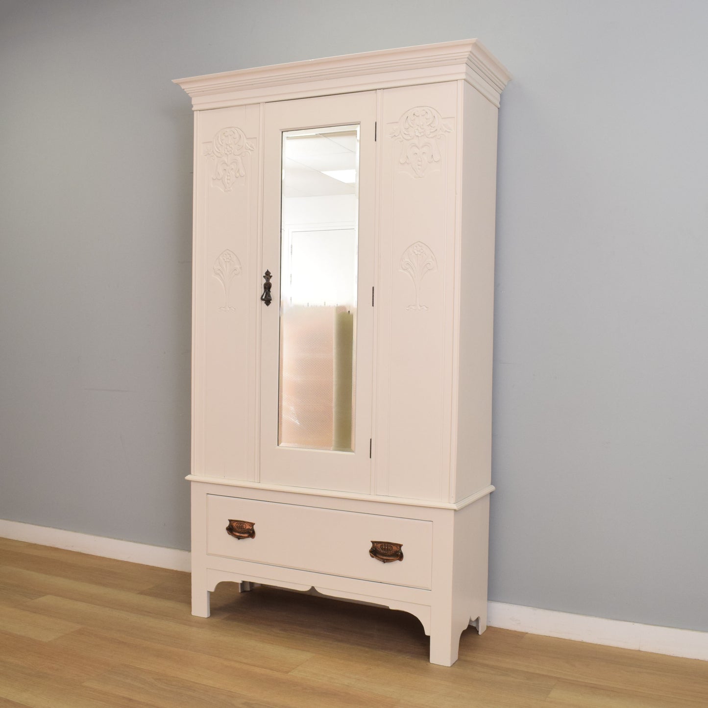 Painted Mirrored Hall Robe