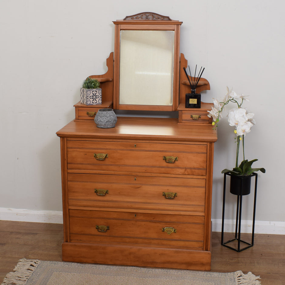 Dressing Tables – Betel Restored Furniture