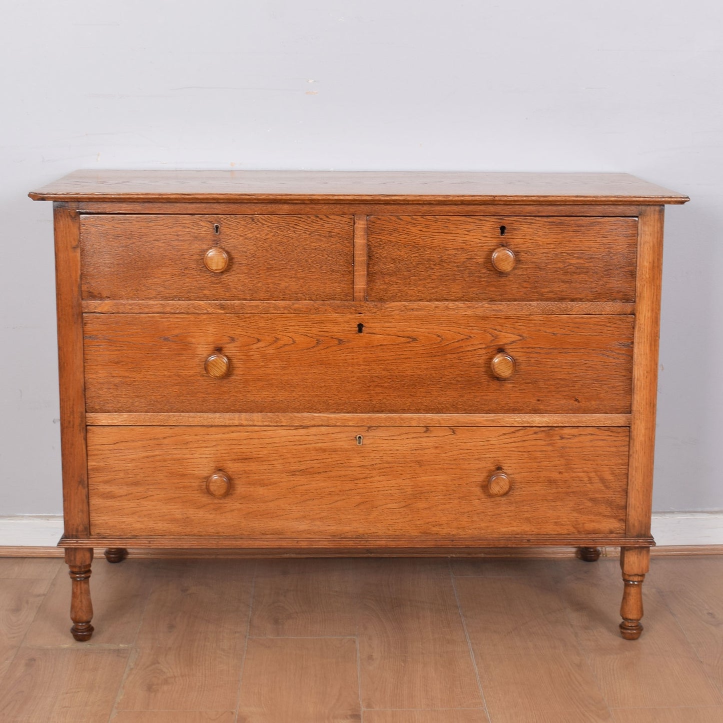 Oak Chest of Drawers