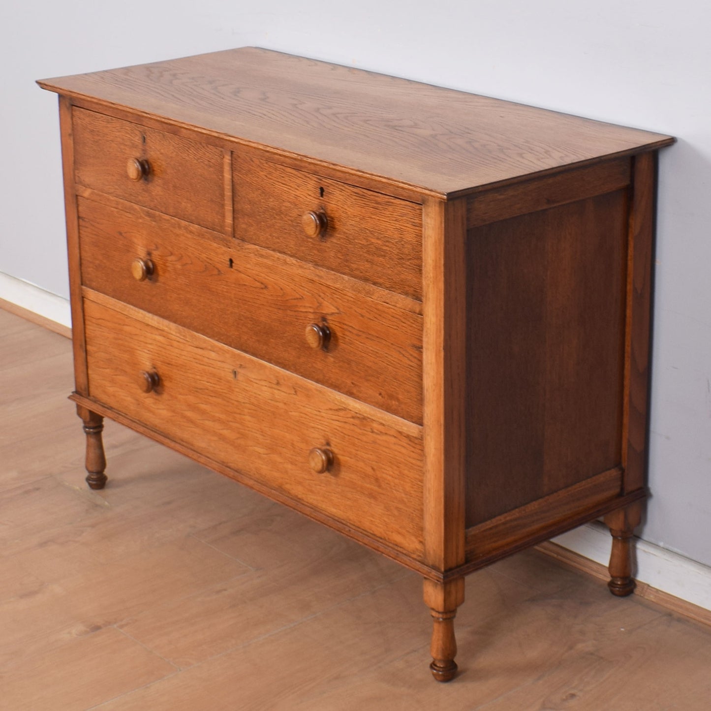 Oak Chest of Drawers