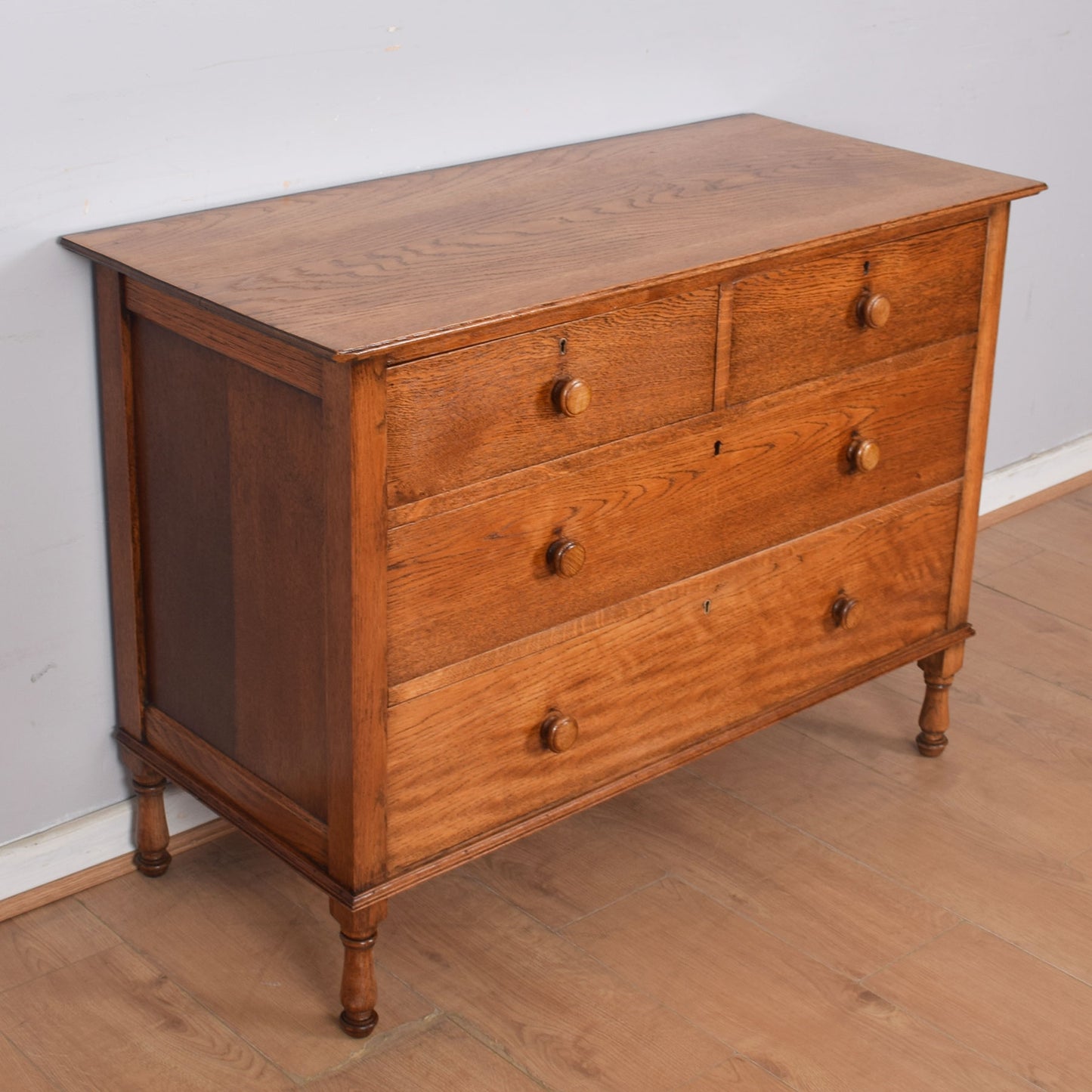 Oak Chest of Drawers