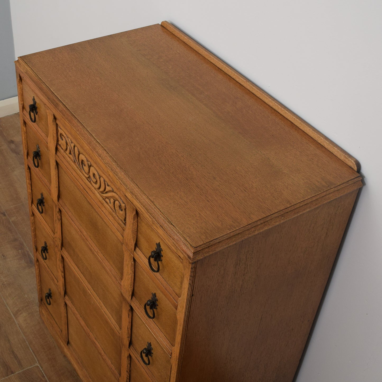 Oak Chest of Drawers