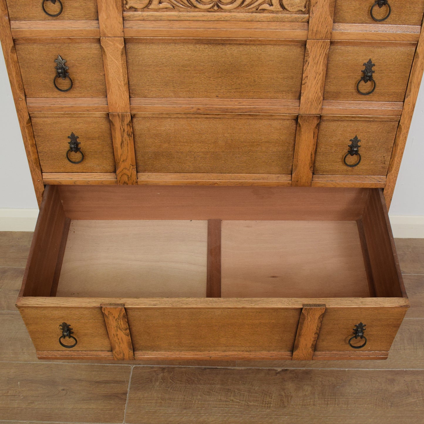 Oak Chest of Drawers
