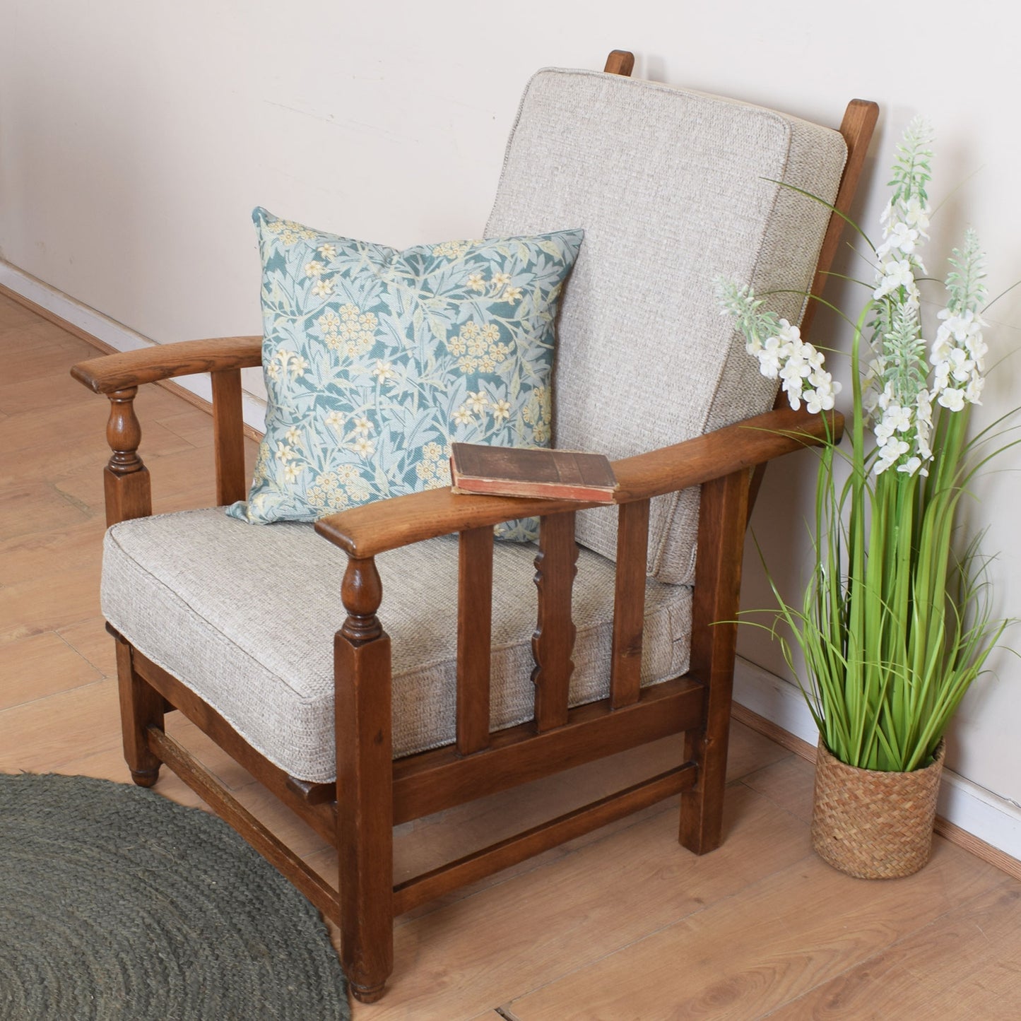 Reclining Upholstered Arm Chair