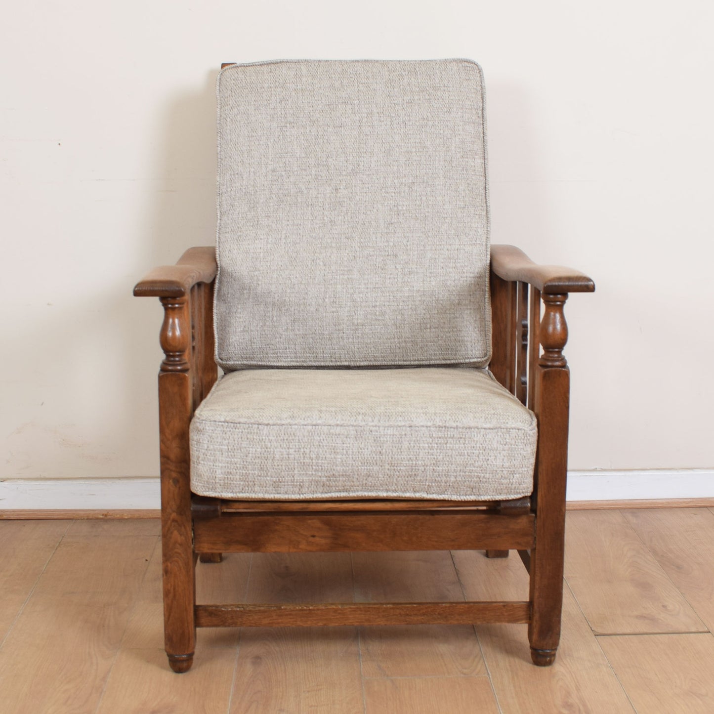 Reclining Upholstered Arm Chair