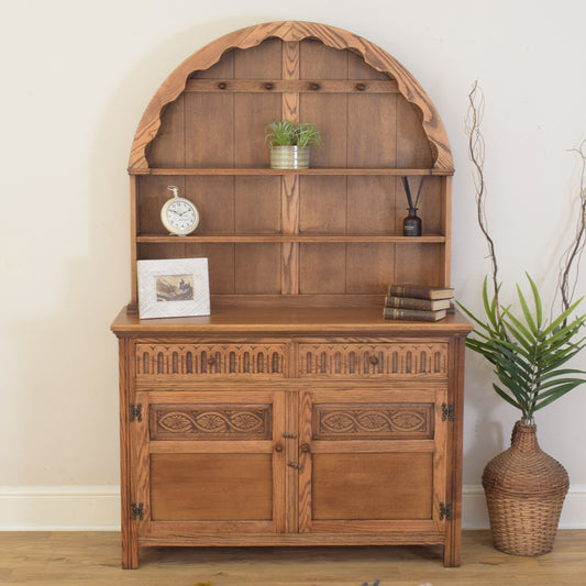 Jaycee Dresser