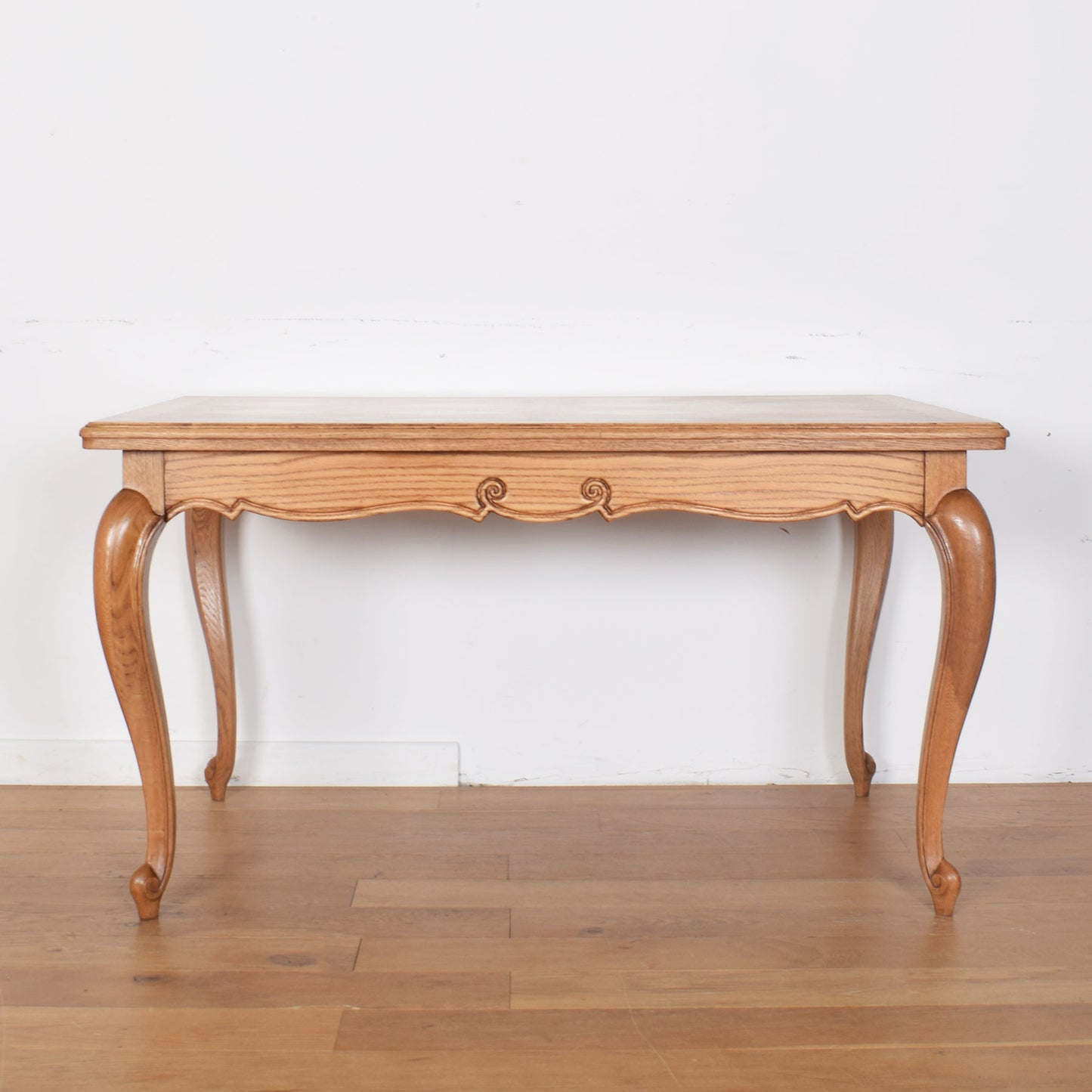 French Extending Dining Table with Six Chairs