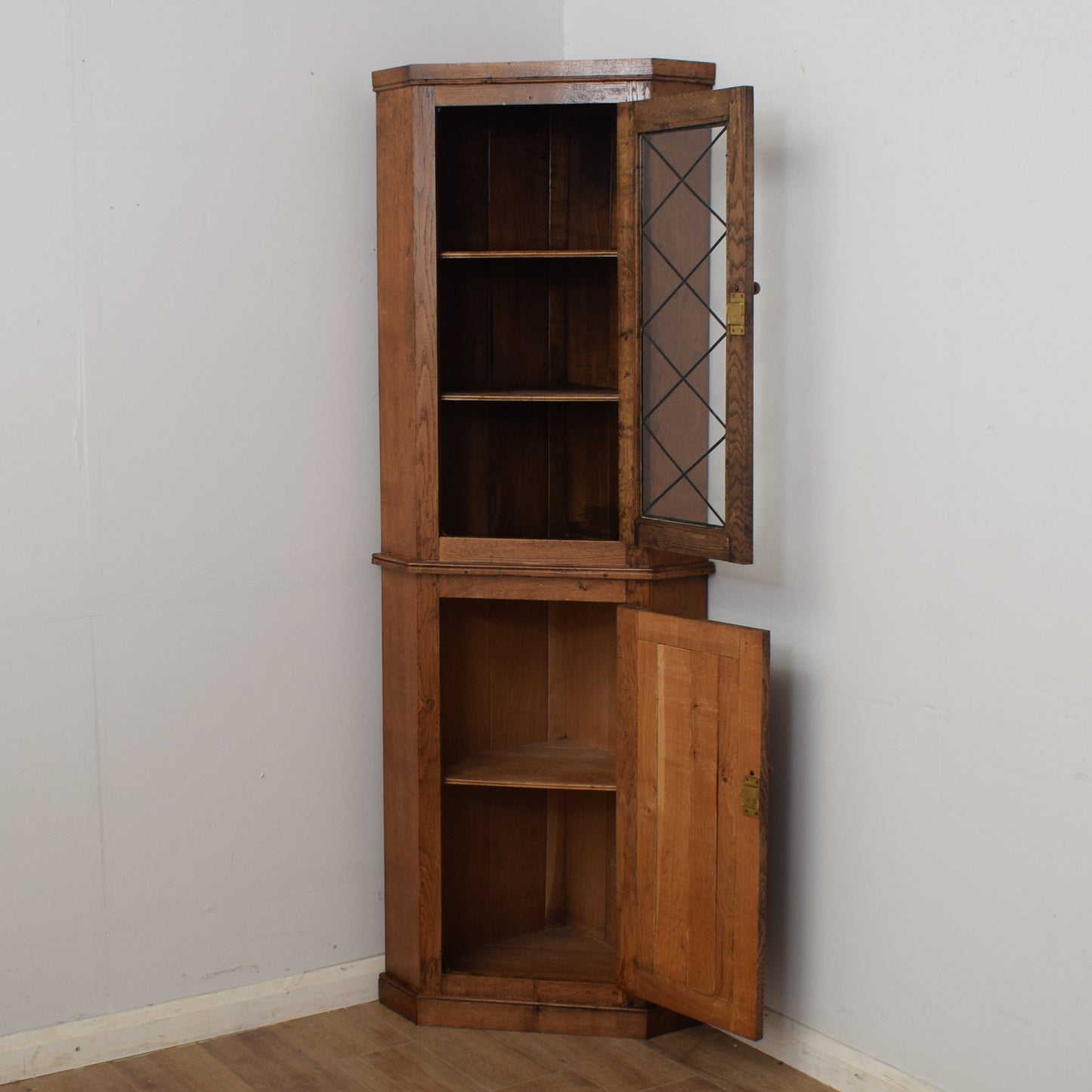 Restored Oak Corner Unit