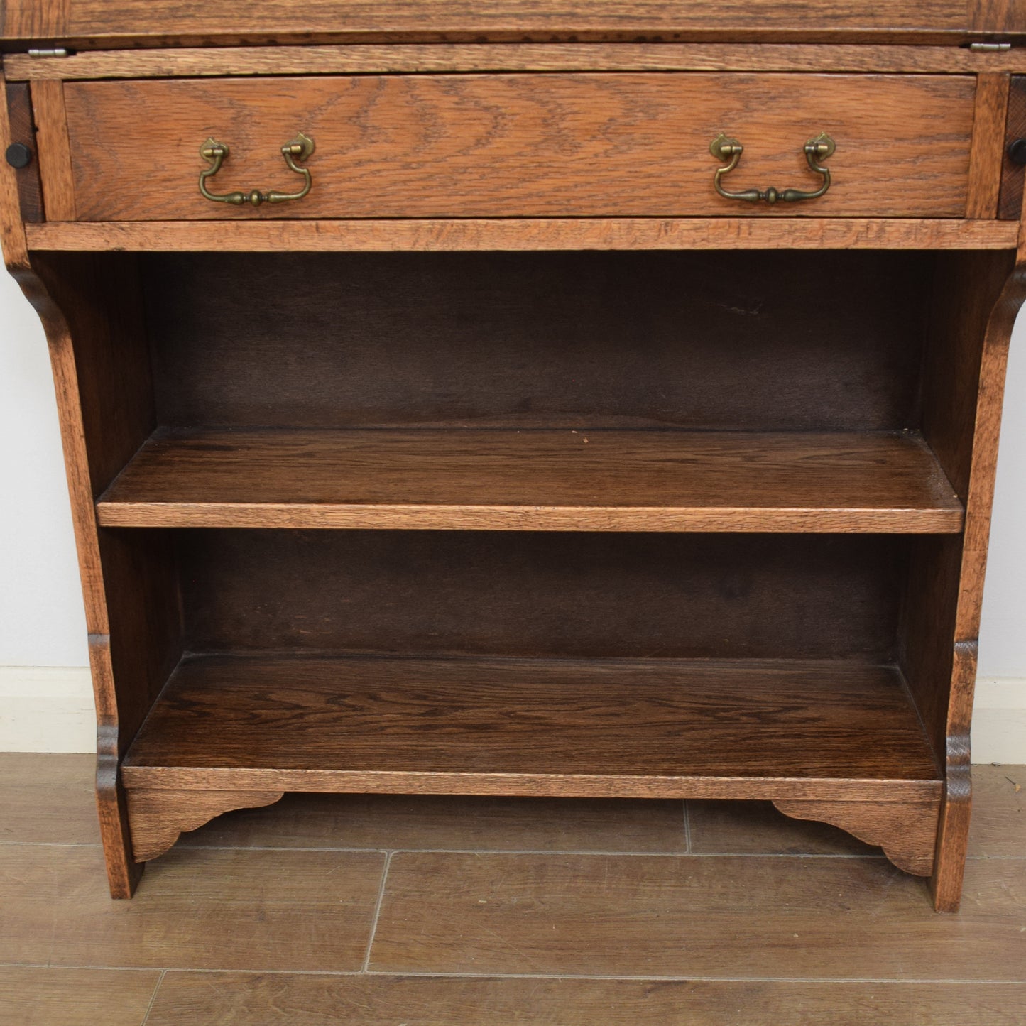 Oak Students Bureau