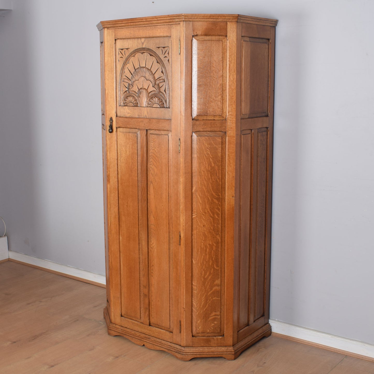 Oak Bow-Front Hallrobe