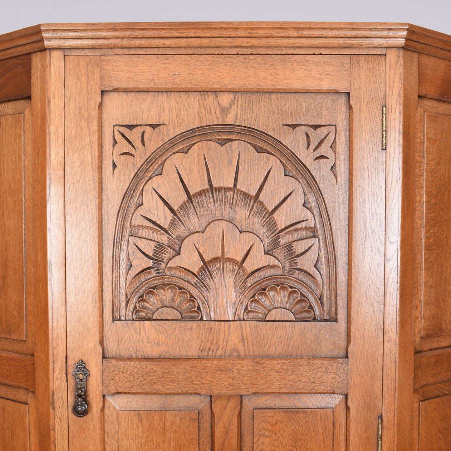 Oak Bow-Front Hallrobe