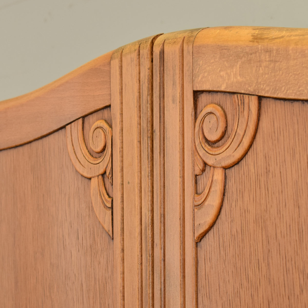 Restored Art Deco Hallrobe