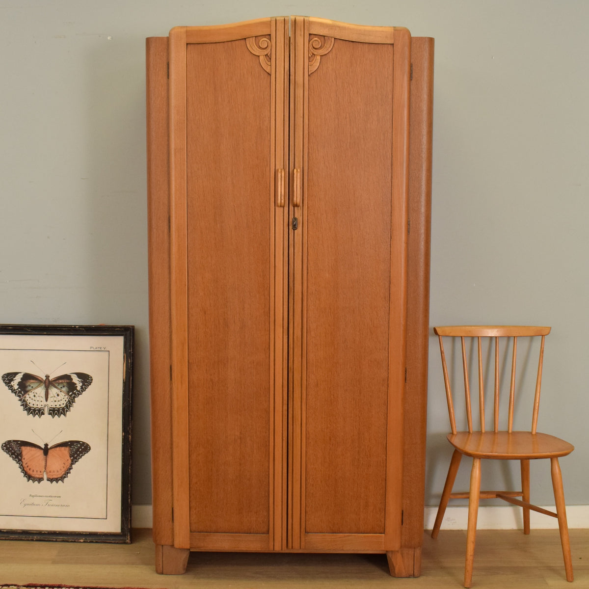 Restored Art Deco Hallrobe