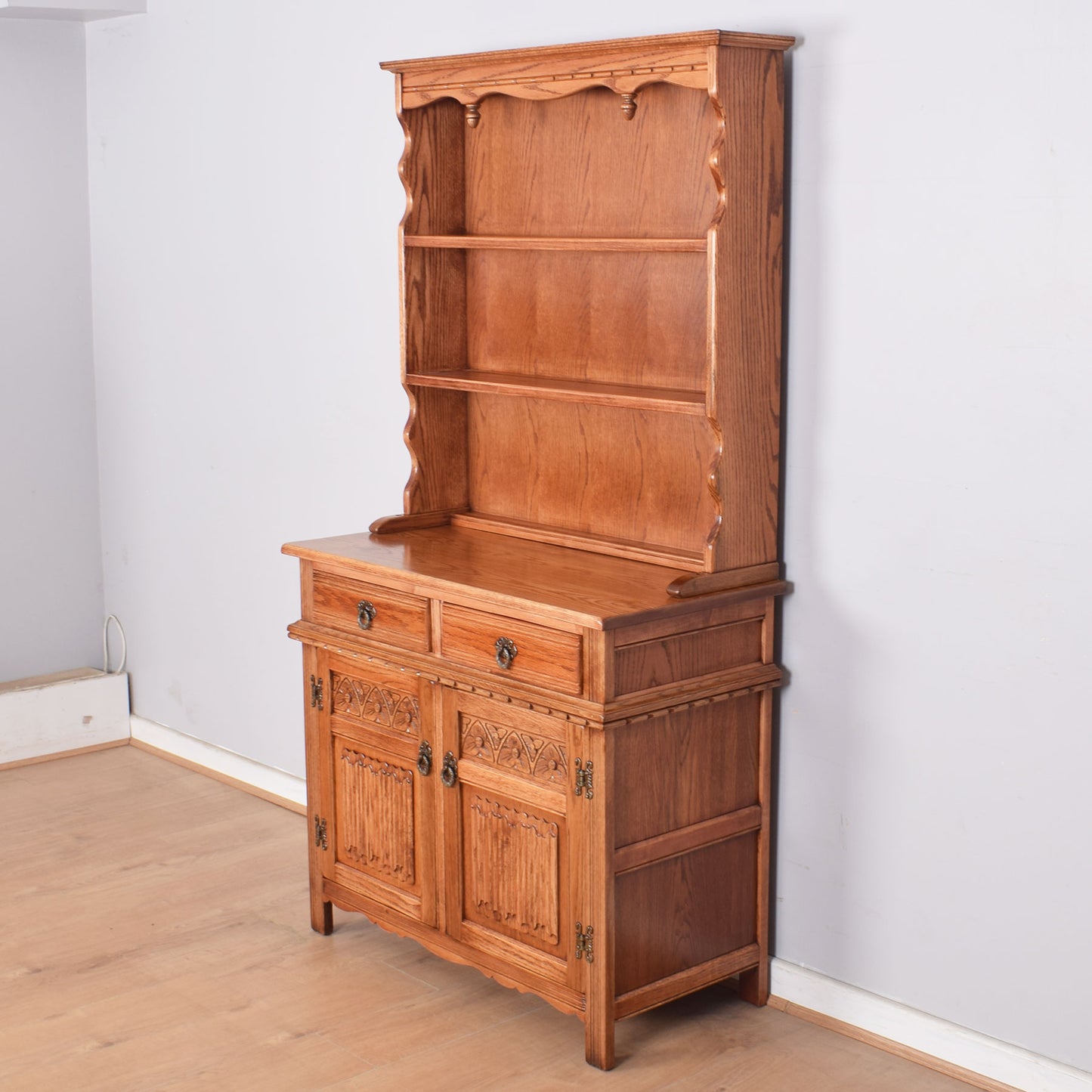 Small Old Charm Dresser