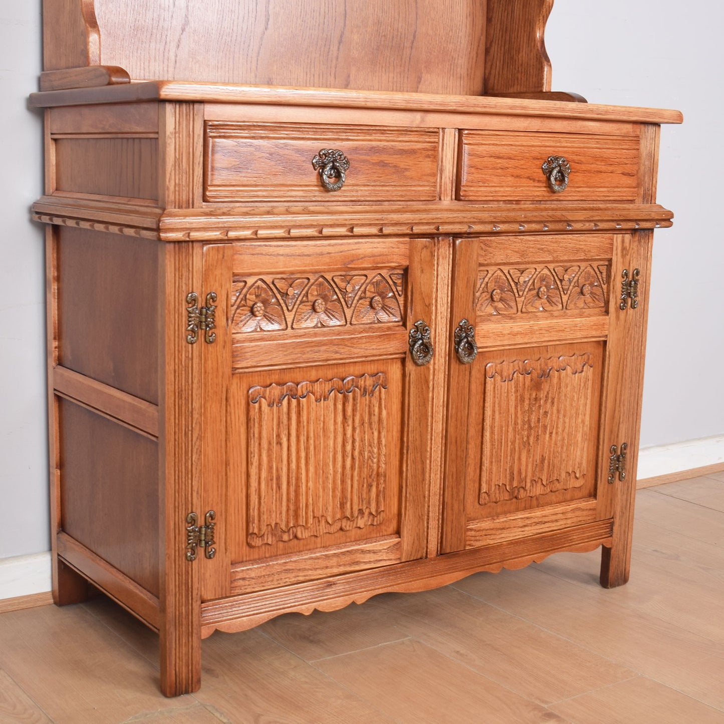 Small Old Charm Dresser