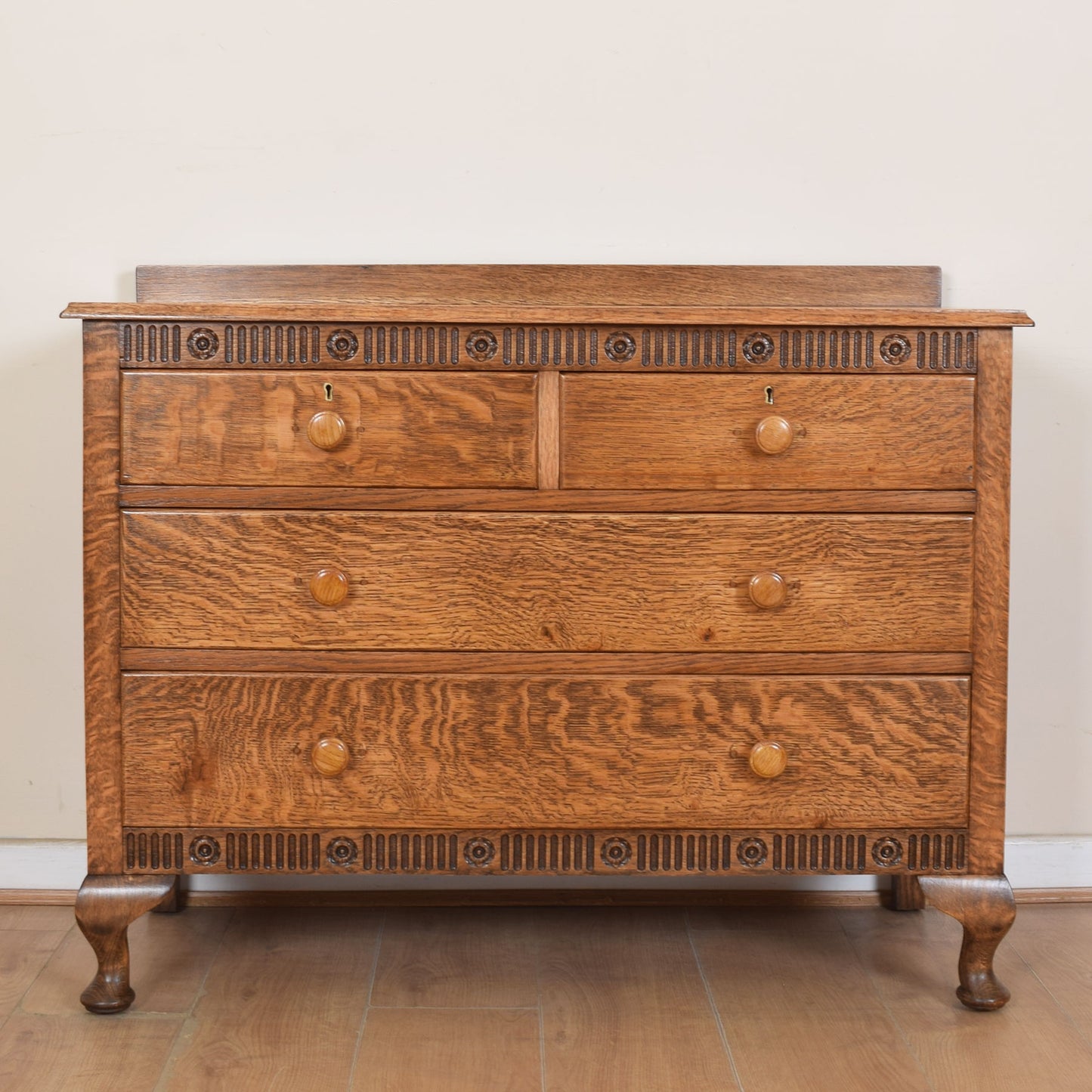 Oak Chest of Drawers