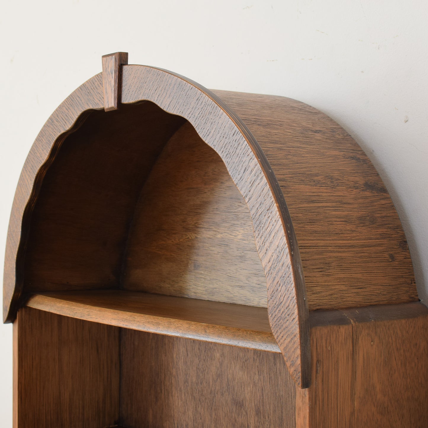 Dome Top Narrow Dresser