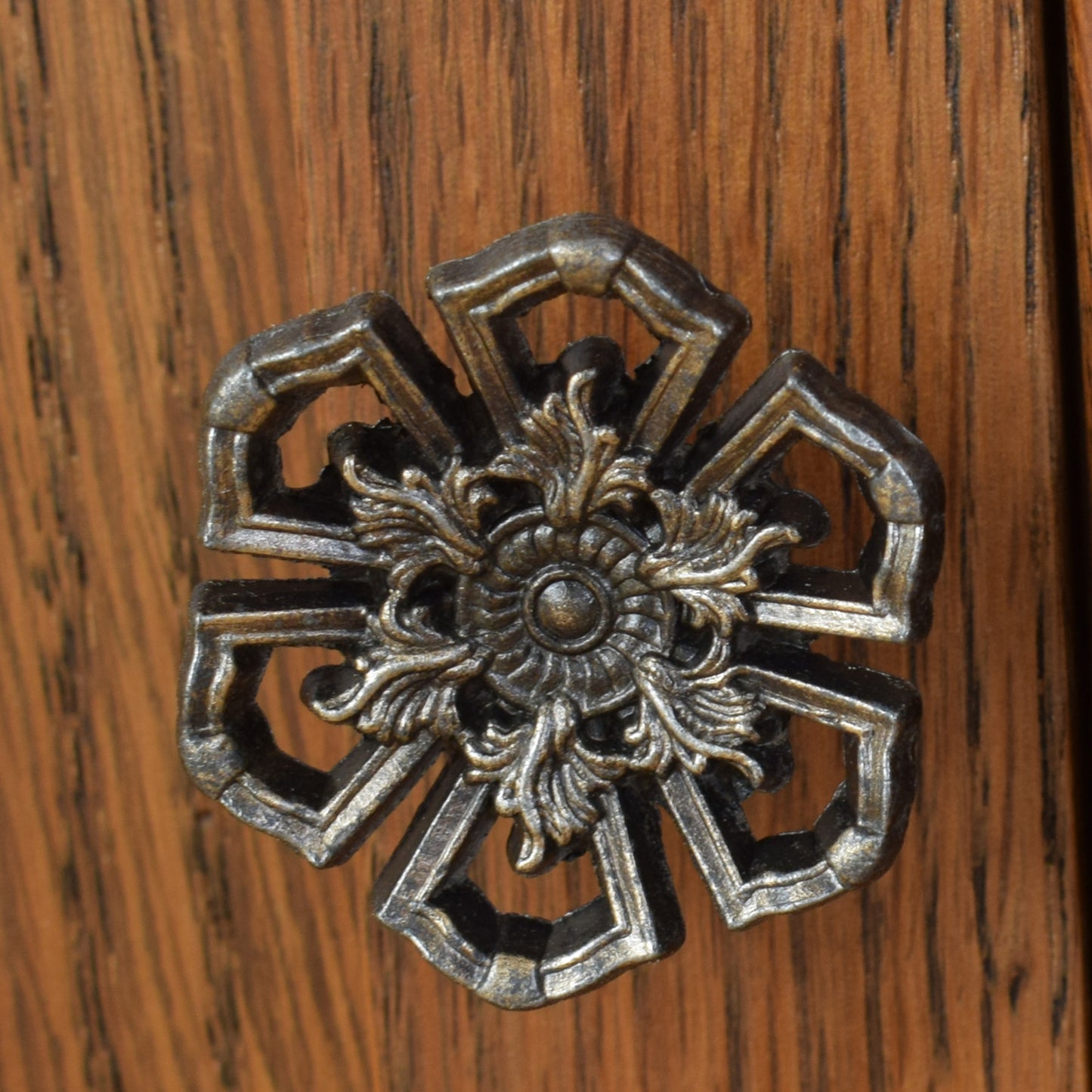 Dome Top Narrow Dresser